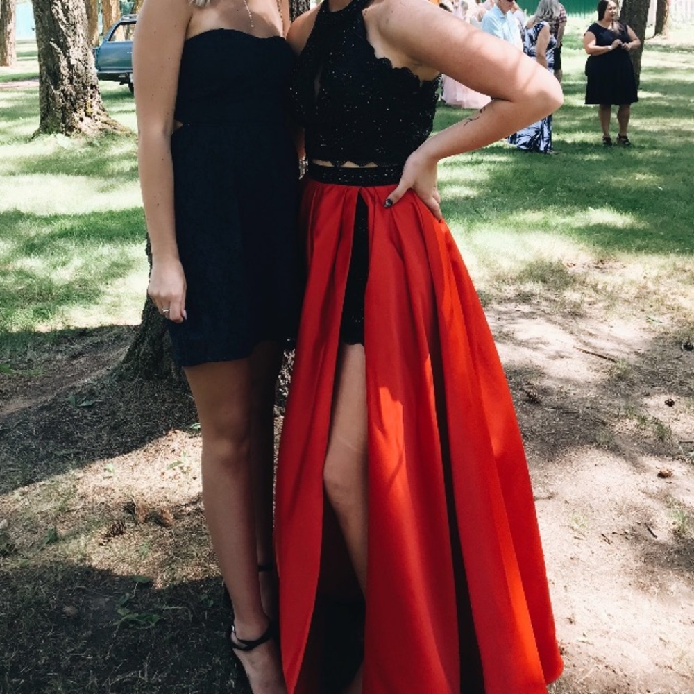 Rachel Allen prom dress